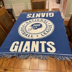New York Giants Reversible Knit Blanket